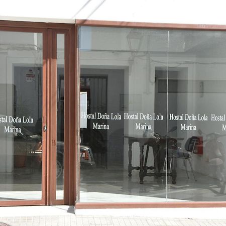 Hostal Dona Lola Marina Zahara de los Atunes Exterior photo