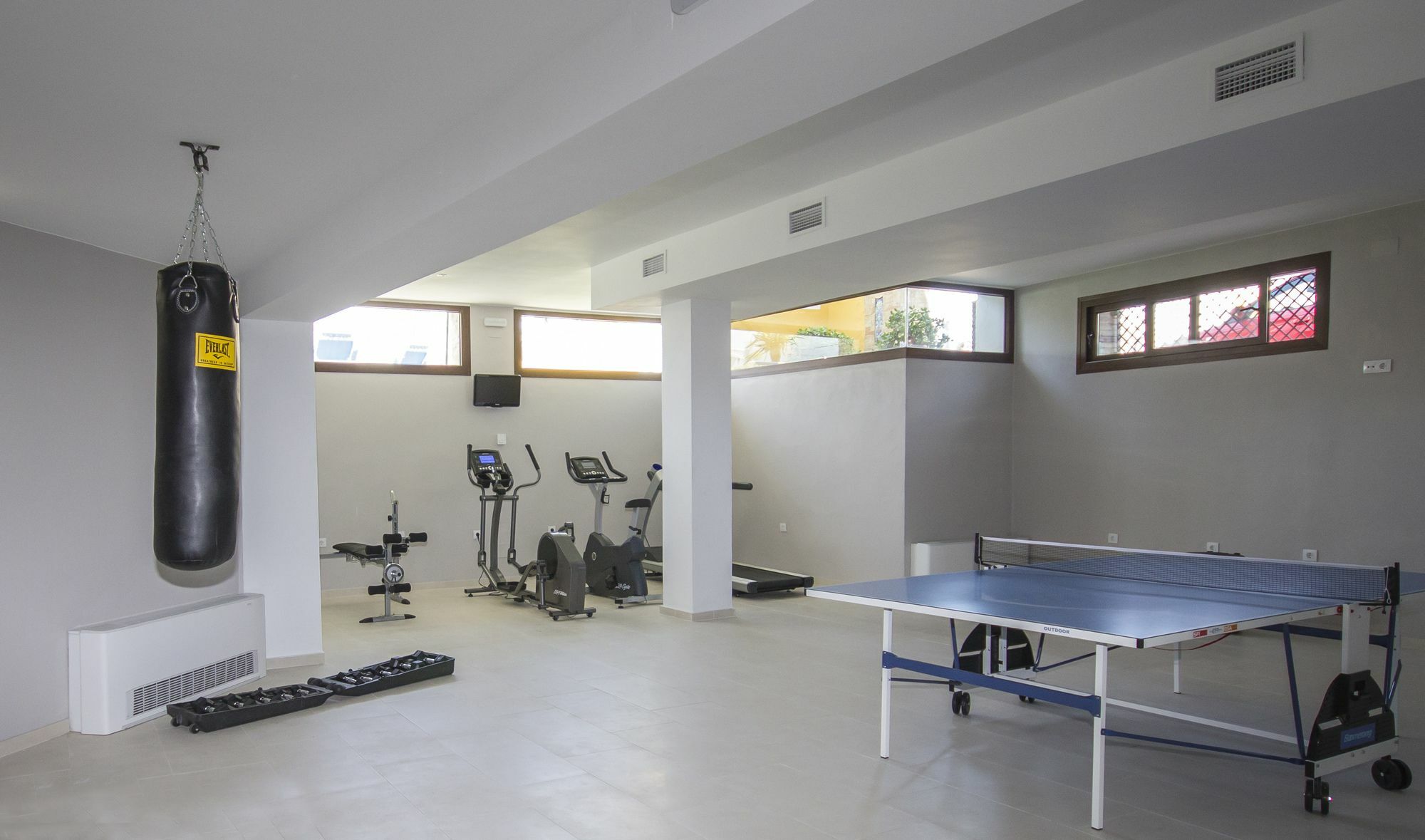 Hostal Dona Lola Marina Zahara de los Atunes Exterior photo